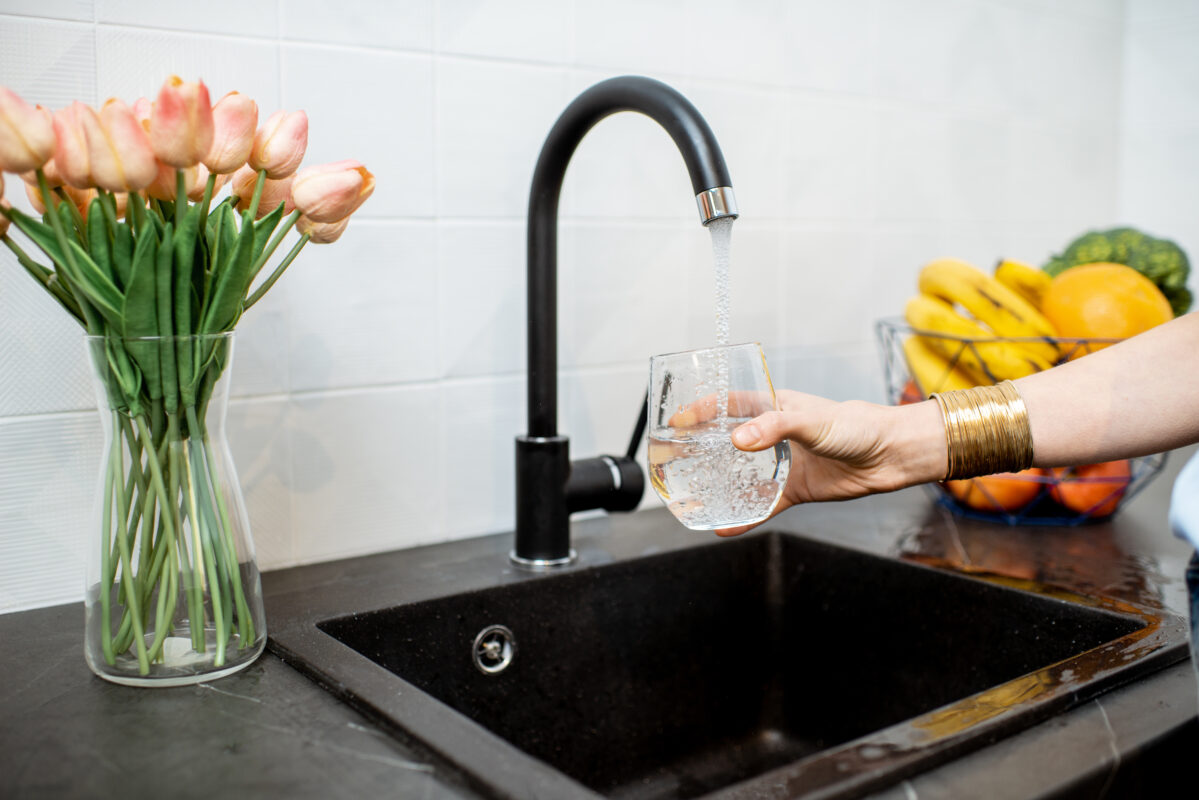 Giftstoffe im Trinkwasser in der Schweiz
